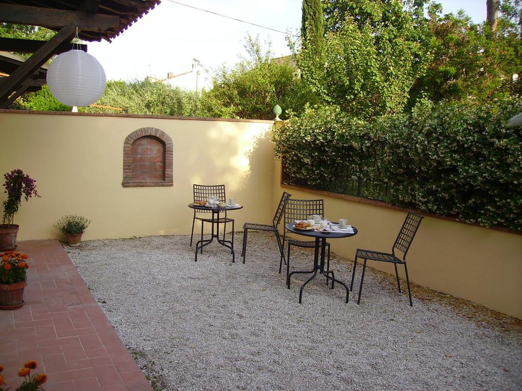 La Voliera Bed & Breakfast Pisa Exterior photo